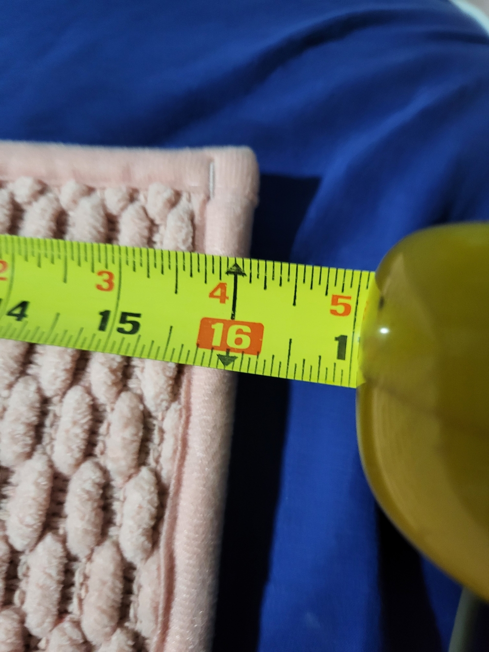 Textured Pink Bath Mat - Picture 4 of 4
